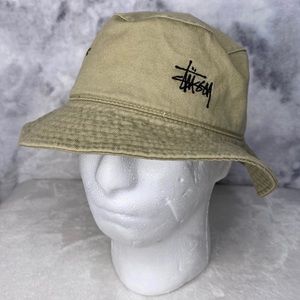 Stussy Bucket Hat in Khaki color. Excellent condition